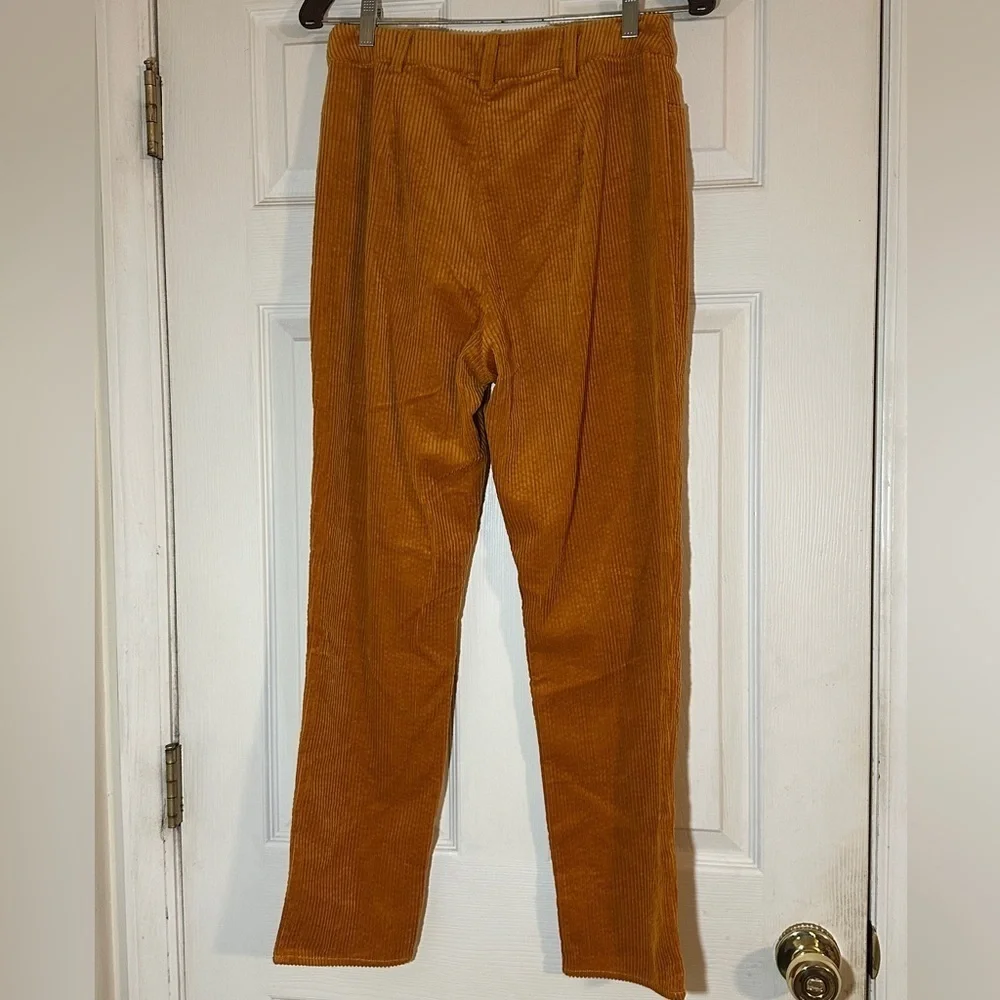 NWT - blue blush corduroy high rise pants.